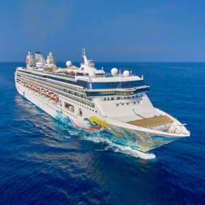 Resort World Cruise – Dubai-Doha-Dubai